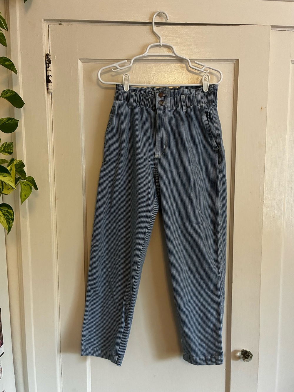 Universal Thread High-Rise Light Blue Paperbag Waist Jeans